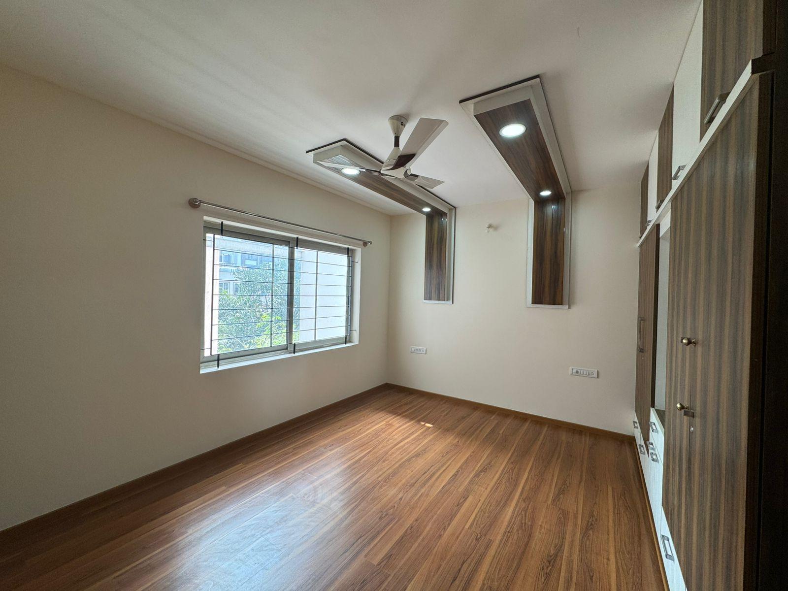 Mahagony Apartment — image 3