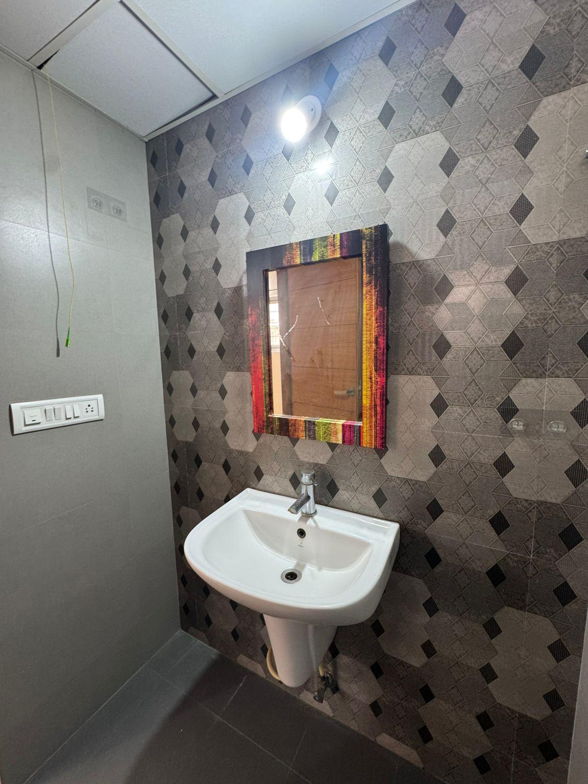 Mahagony Apartment — image 9