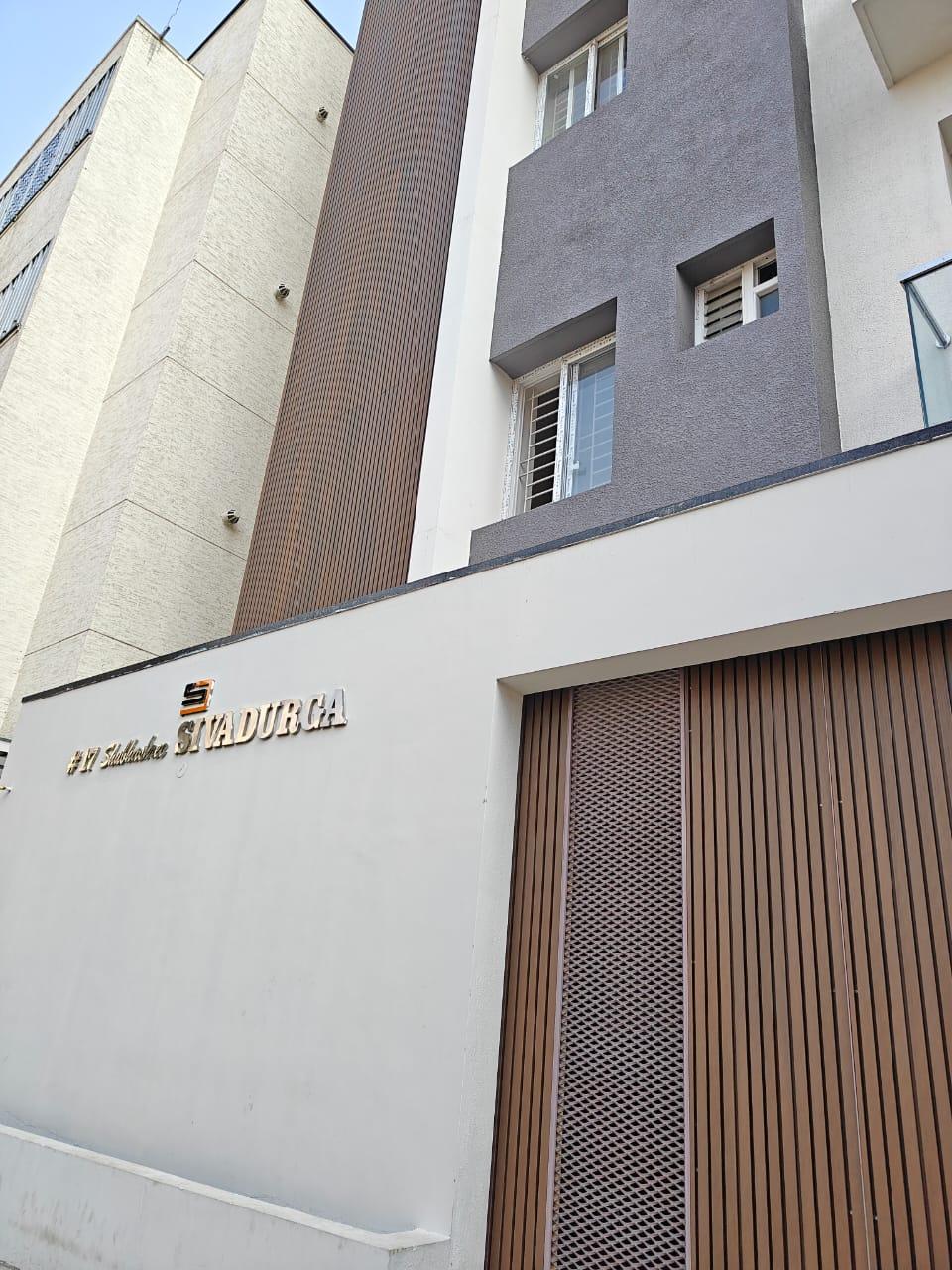 Vijayanagar  flat — image 6