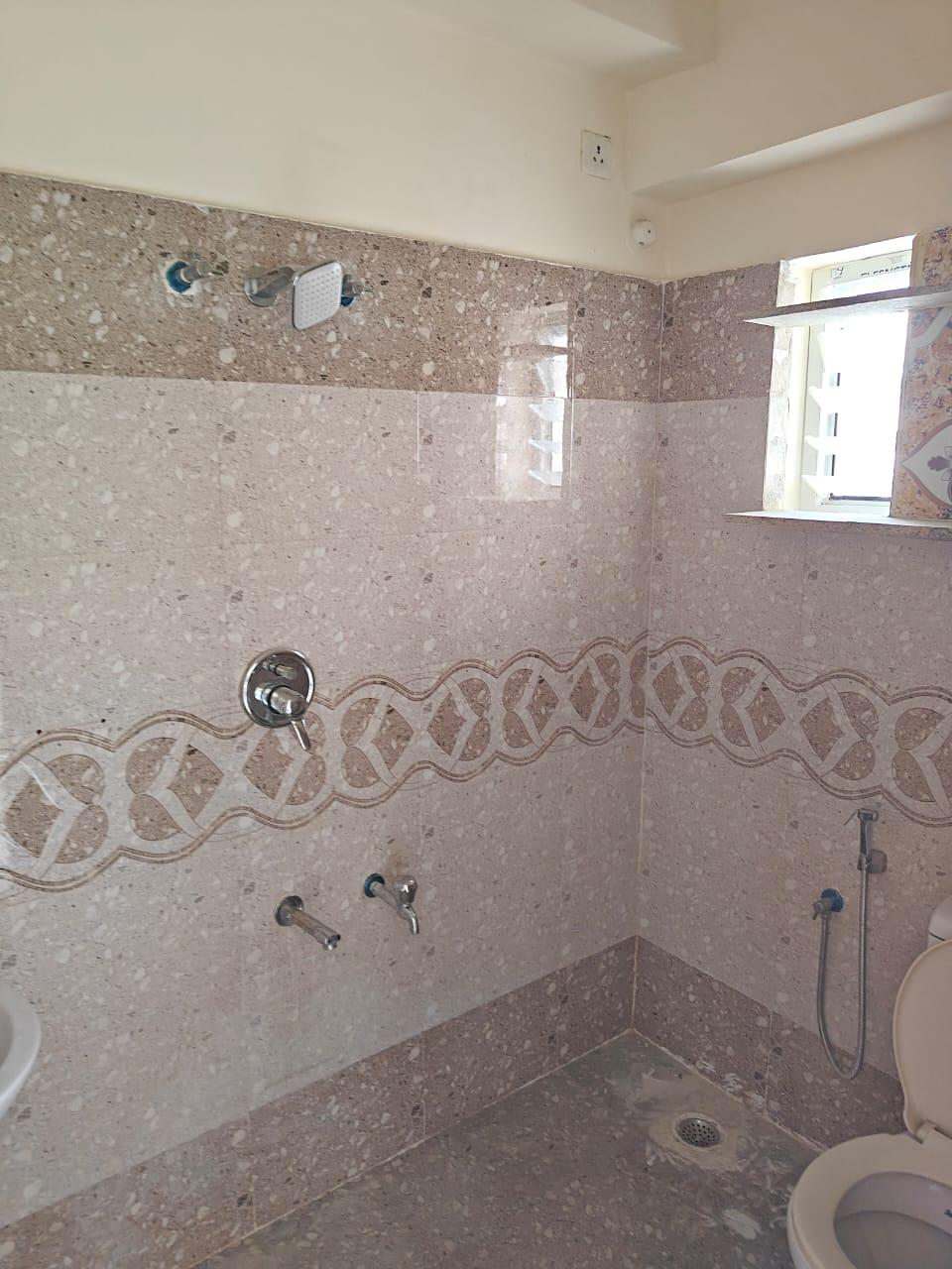 Shiva wood Apartment — image 2