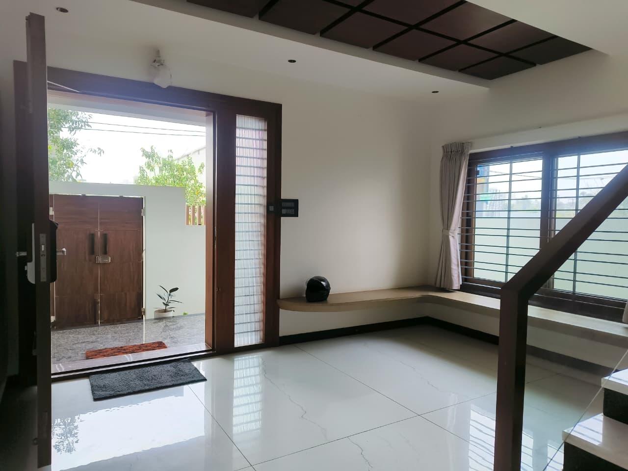 Royal Crest Villa — image 2