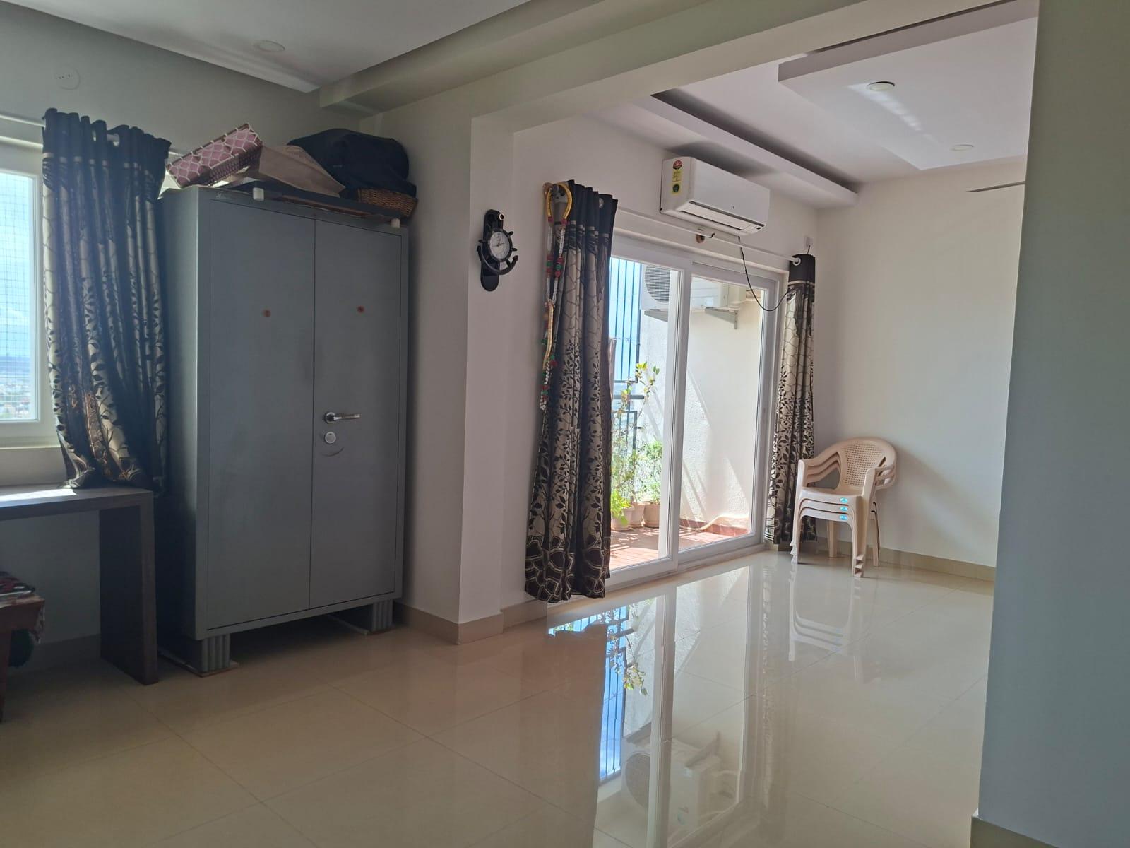 Apartment in Sanjay Nagar — image 2