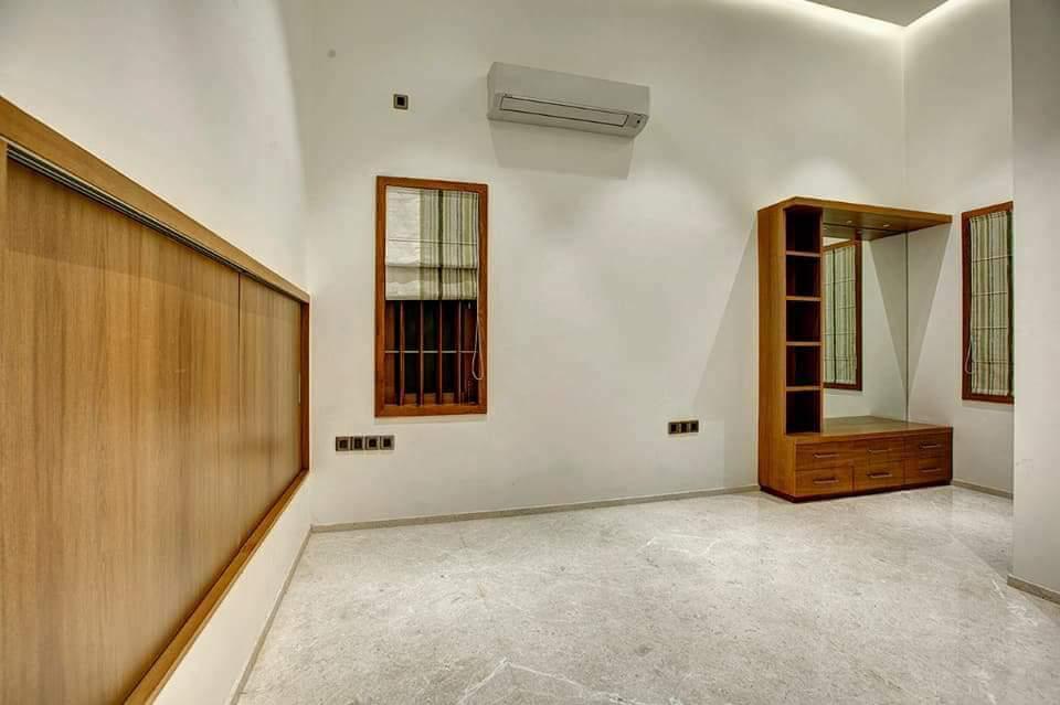 Residential house in Dollars colony — image 3